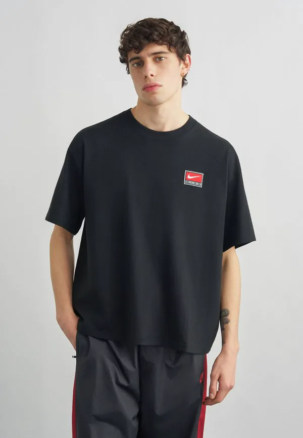 Свободная базовая футболка Nike Sportswear, Black