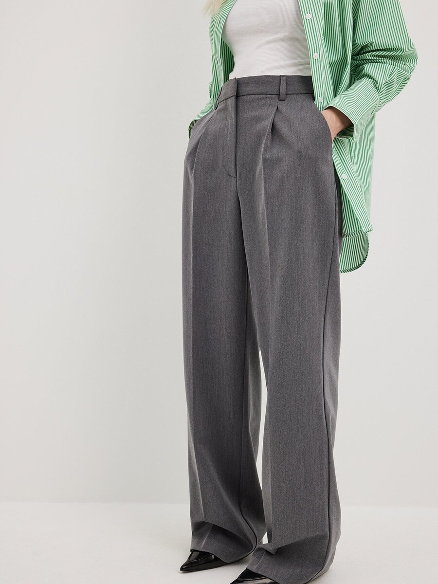 

Брюки со складками спереди NA-KD Wide leg Pleat-Front Pants, серый