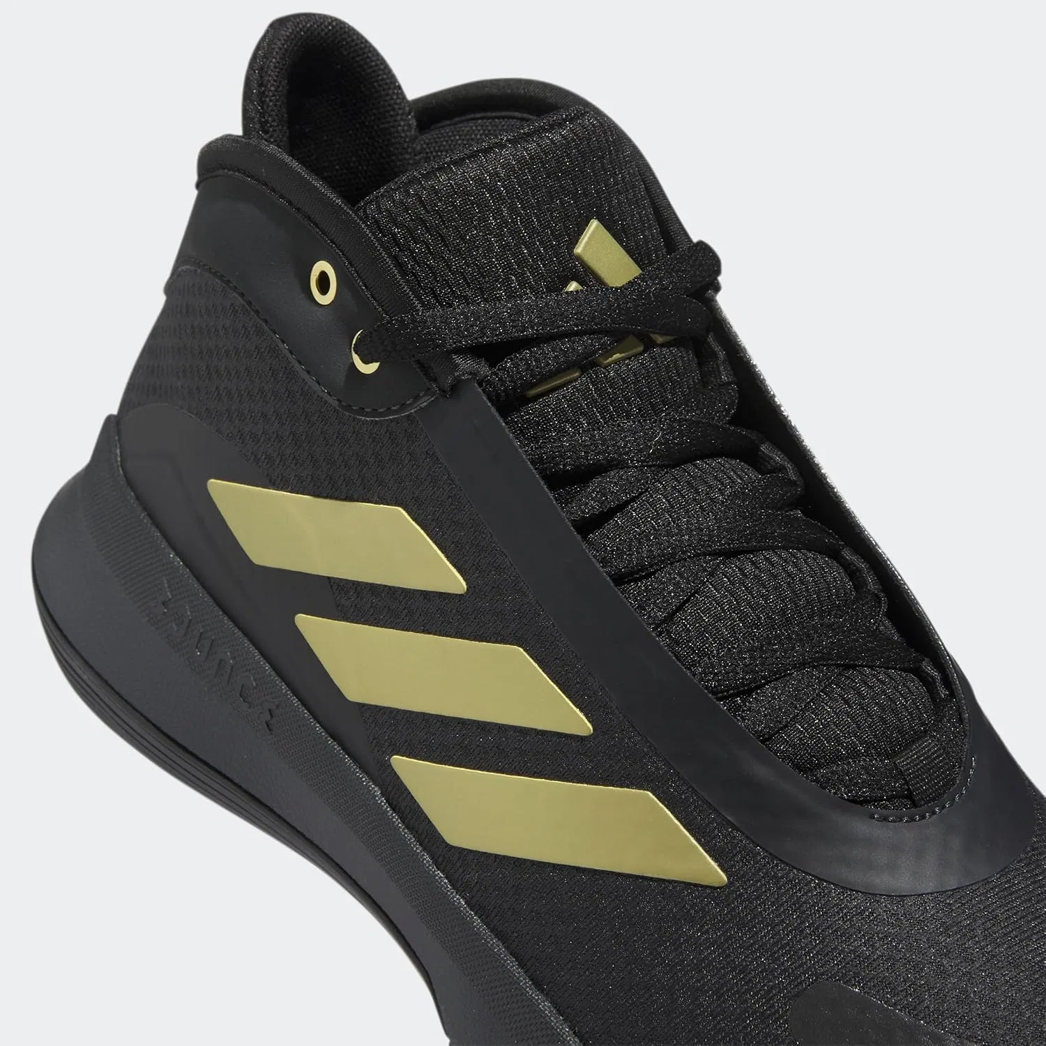Кроссовки Adidas Unisex Bounce Legends - низкие (не для футбола), черный/золотой — фото 4