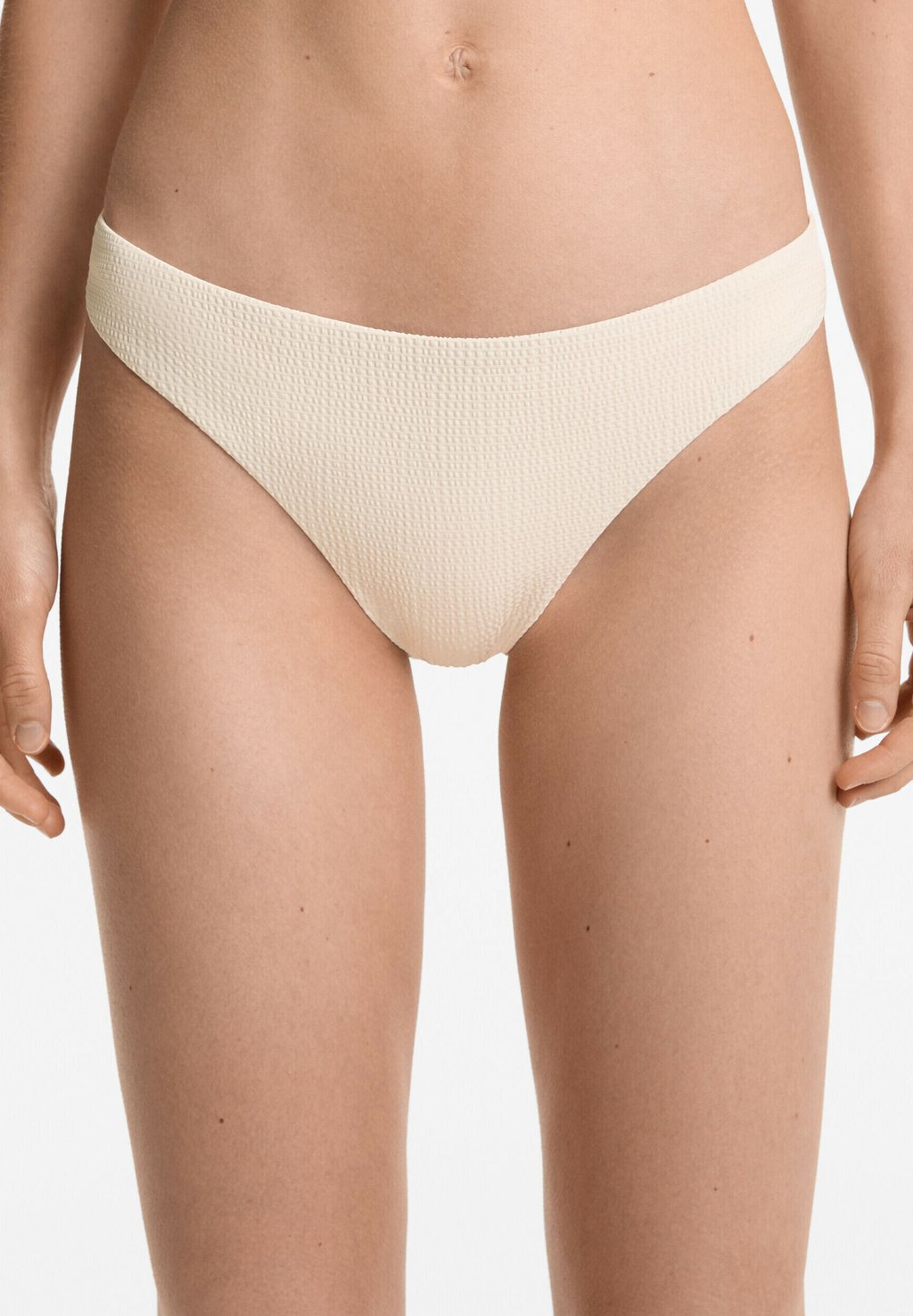 

Плавки бикини TEXTURED CLASSIC OYSHO, бежевый
