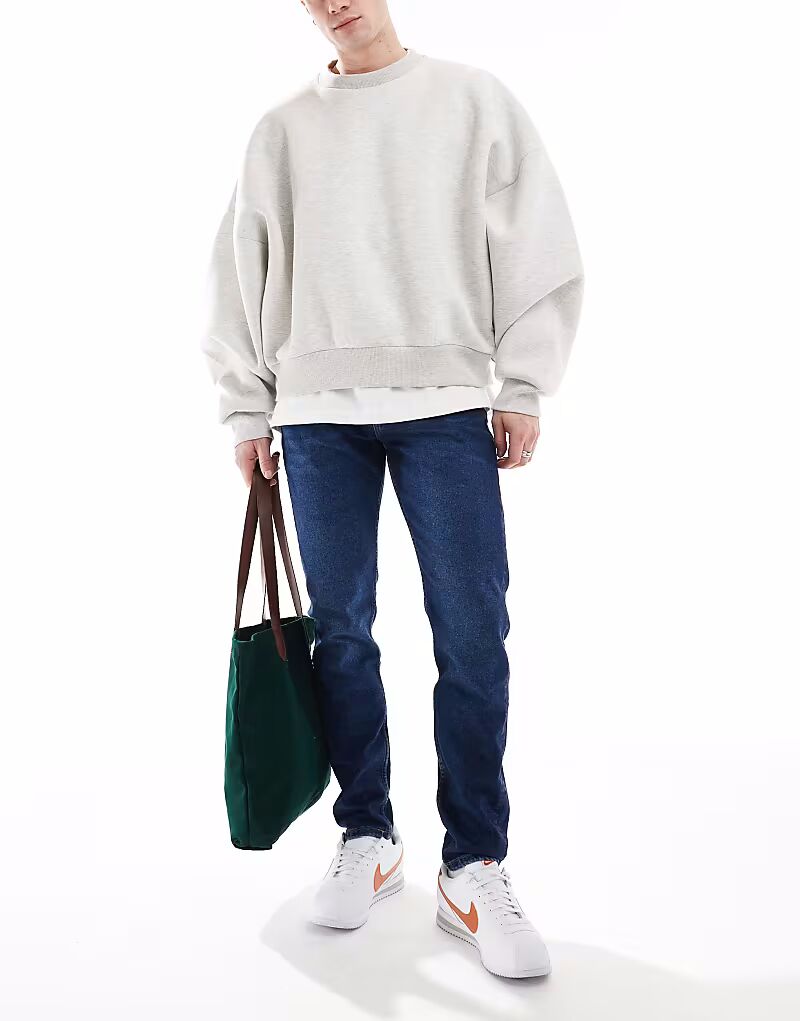 

Узкие зауженные джинсы Calvin Klein Jeans темного цвета