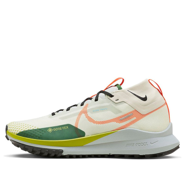 

Кроссовки react pegasus trail 4 gtx 'coconut milk safety orange green' Nike, мультиколор