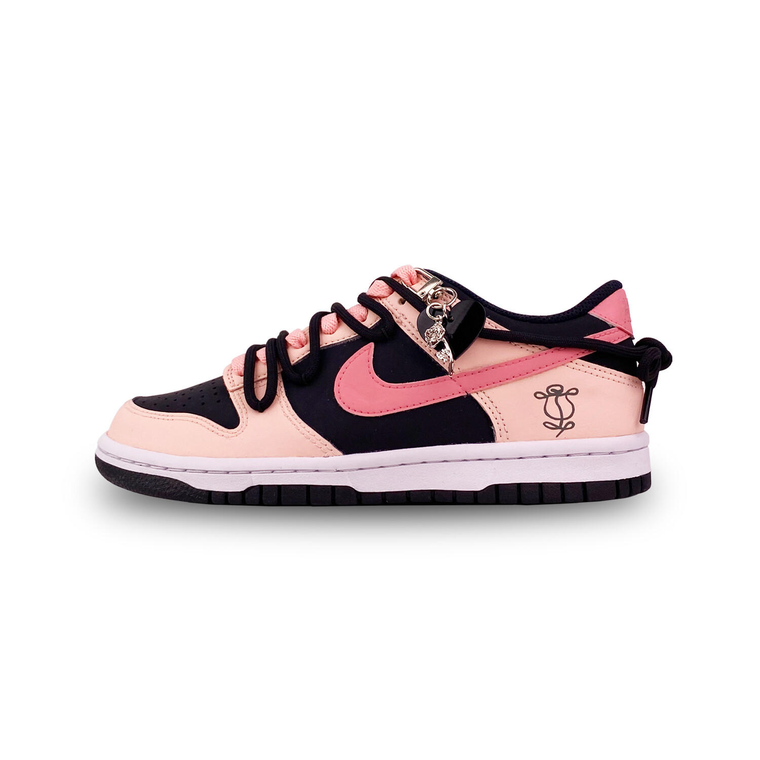 

Кроссовки Nike Dunk Skateboard Shoes Women's Low-Top Black, черный