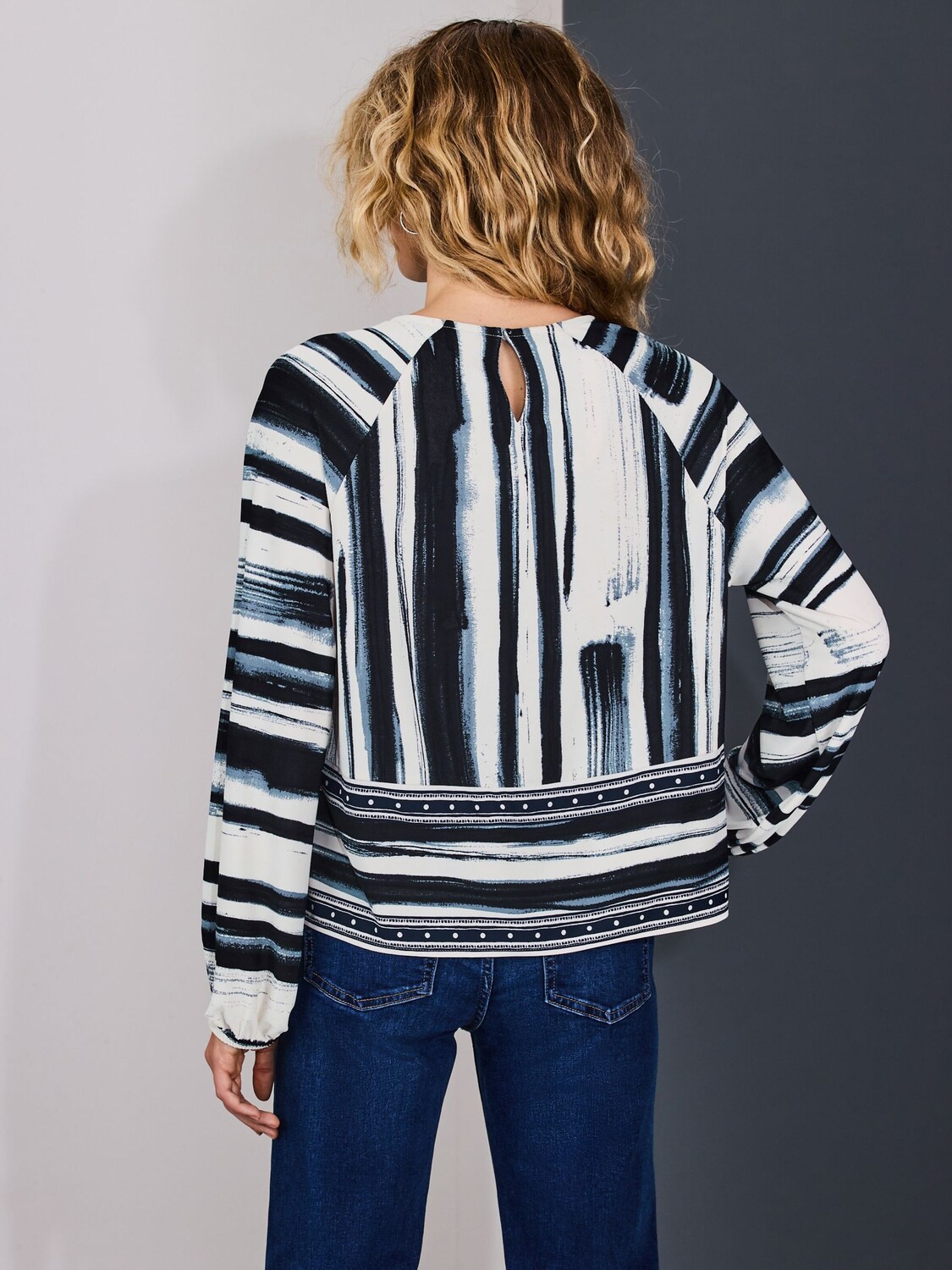 Next Блуза в цветах Night Blue, Opal, Off White — фото 3