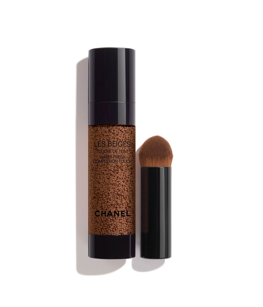 

Жидкая основа CHANEL LES BEIGES TOUCHE DE TEINT, Nr. BD121, 20 ml