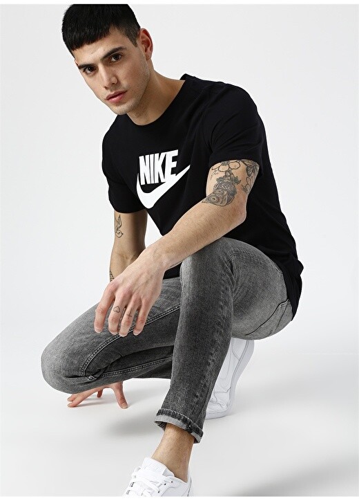 

Футболка Nike