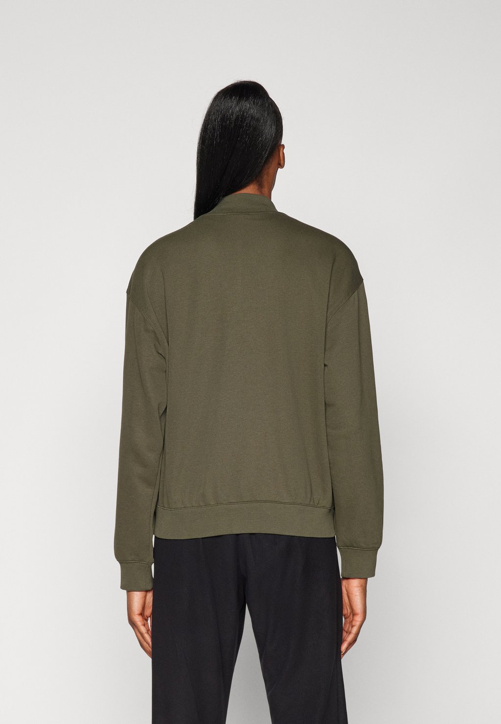 

Толстовка на молнии ICONS LOOSE BOMBER SMALL LOGO Champion, темно-зеленый