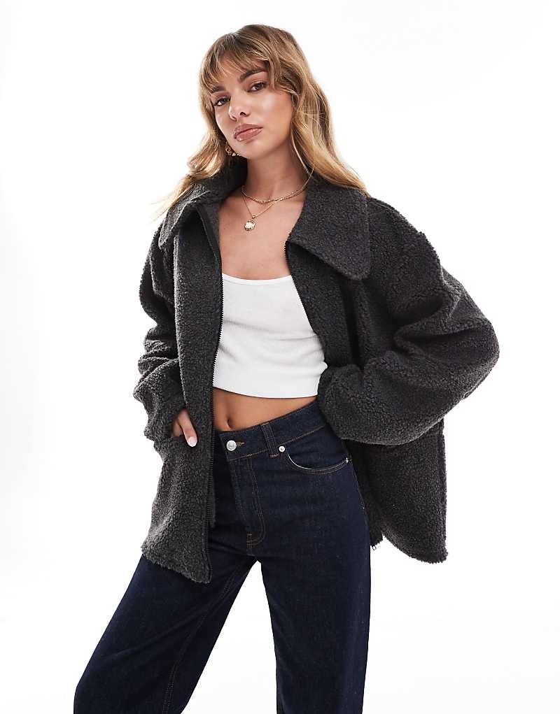 

Темно-серая меховая толстовка с воротником и молнией по всей длине ASOS DESIGN