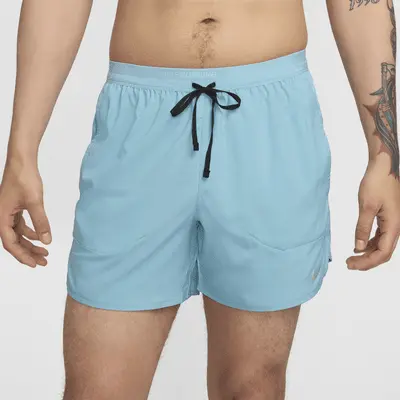 

Шорты Nike Stride, цвет Denim Turquoise/Black