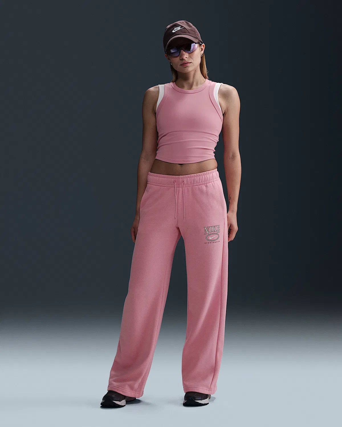 Женские широкие штаны со средней посадкой Nike Sportswear Club Fleece, Elemental Pink/Heather/Sail