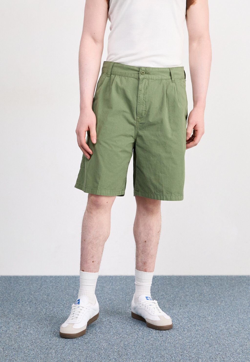 

Шорты Colston Carhartt WIP, доллар зеленый