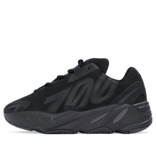 

Кроссовки помогают 700 детям из mnvn Adidas Yeezy, черный