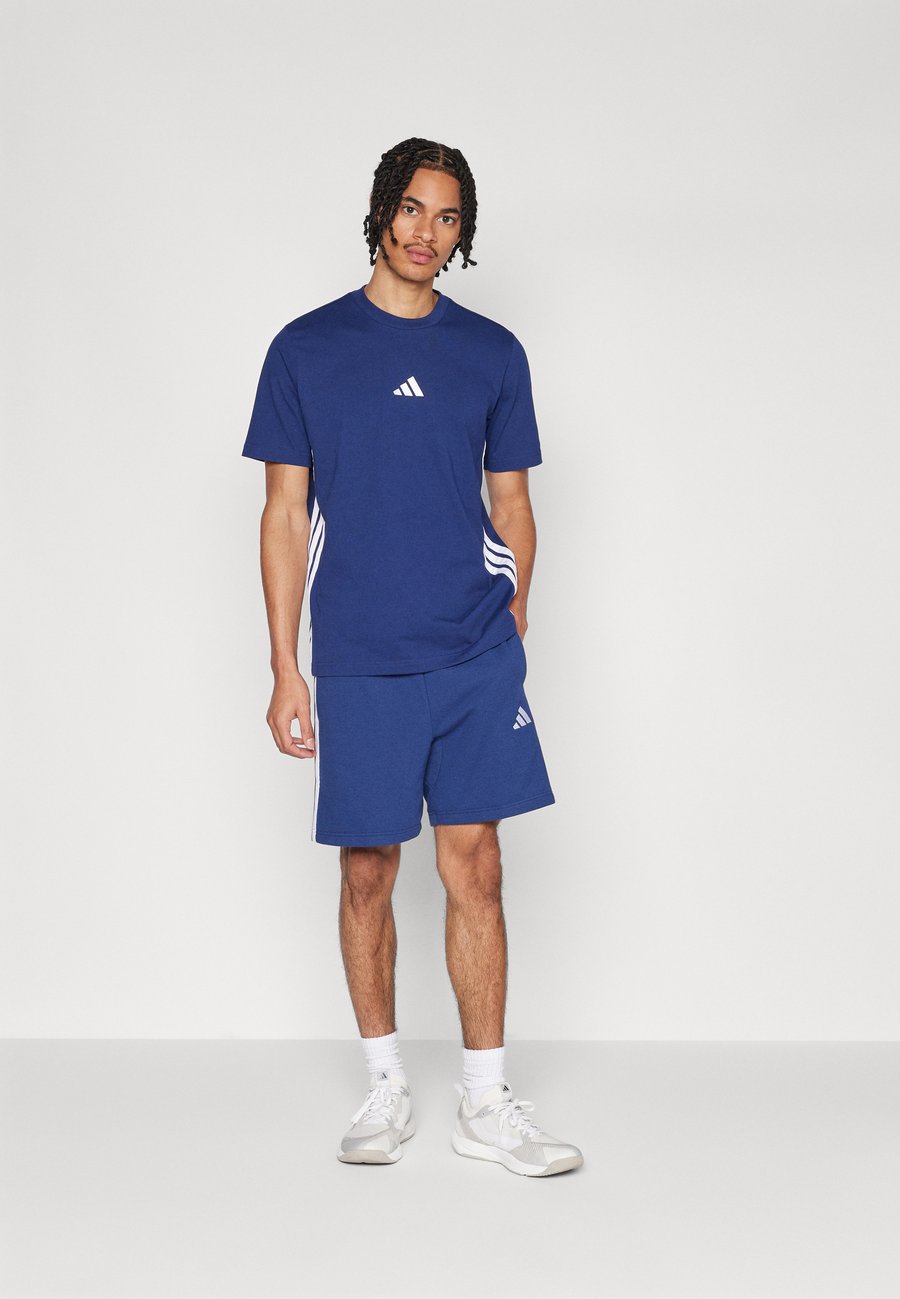 Спортивные шорты Adidas Sportswear Sports shorts, Dark Blue/White/Dark Blue — фото 2