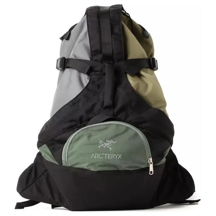 

Arcteryx Рюкзаки BEAMS Collaboration объемом около 3 л, холщовые, унисекс, оливкового цвета, унисекс