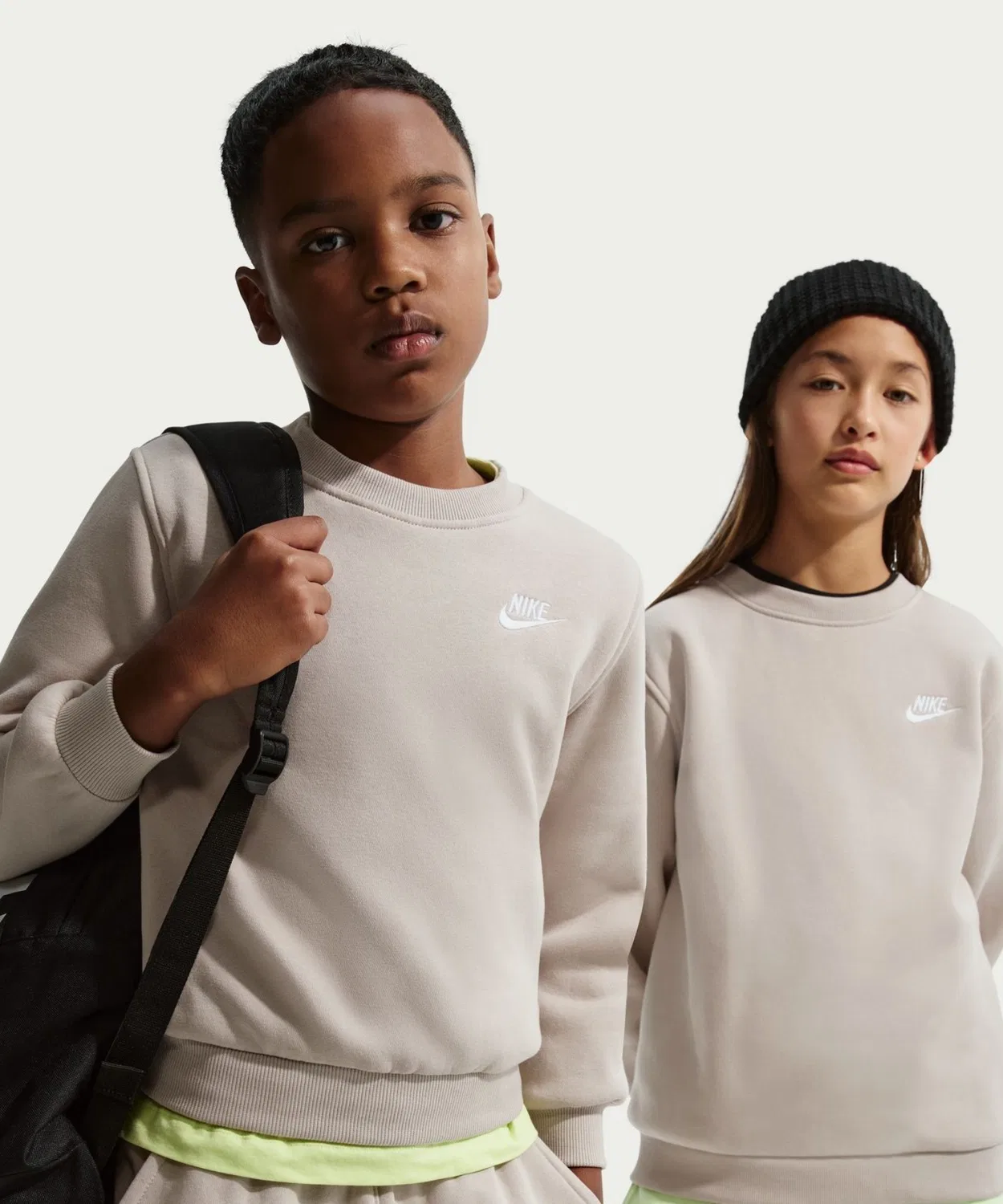 Свитшот детский Nike Club флис с длинным рукавом, серый — фото 2