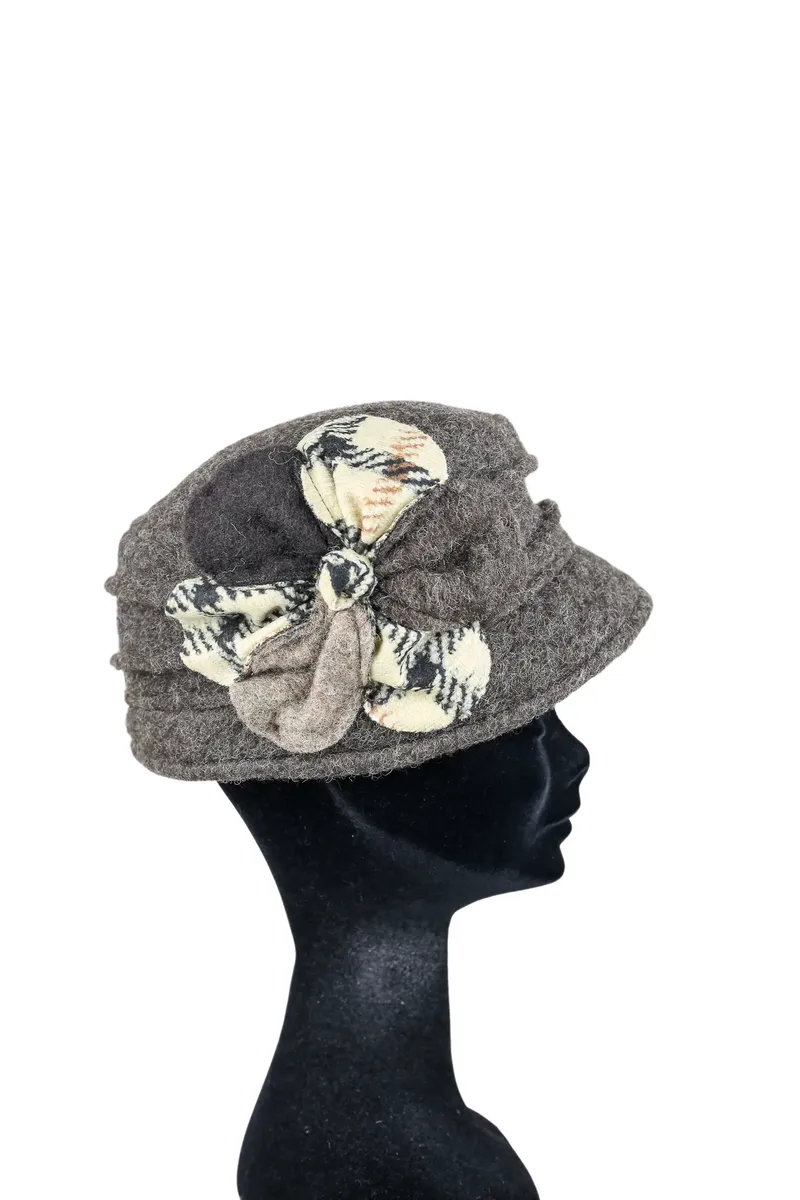 

Кепка COLLEZIONE ALESSANDRO "Шерлок", коричневый
