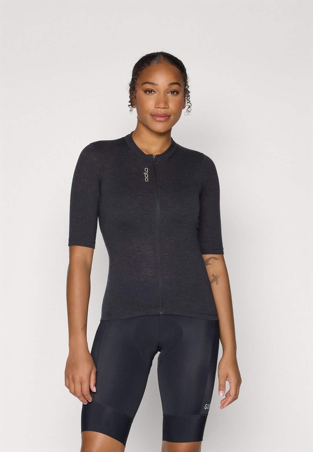 

Джерси COLLAR FULL ZIP ZEROWEIGHT ODLO, черный