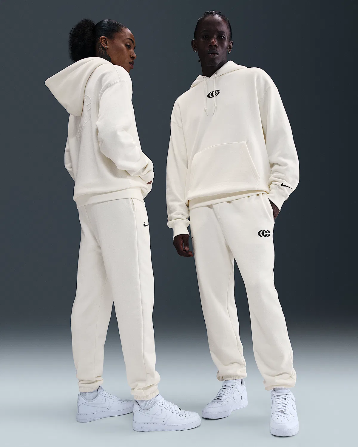 Nike Fleece Cuffed Basketball Pants Caitlin Clark, Sail/Black