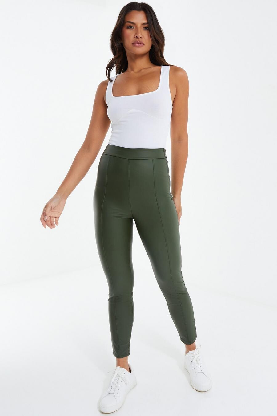 

Леггинсы цвета хаки из искусственной кожи со швами QUIZ Clothing