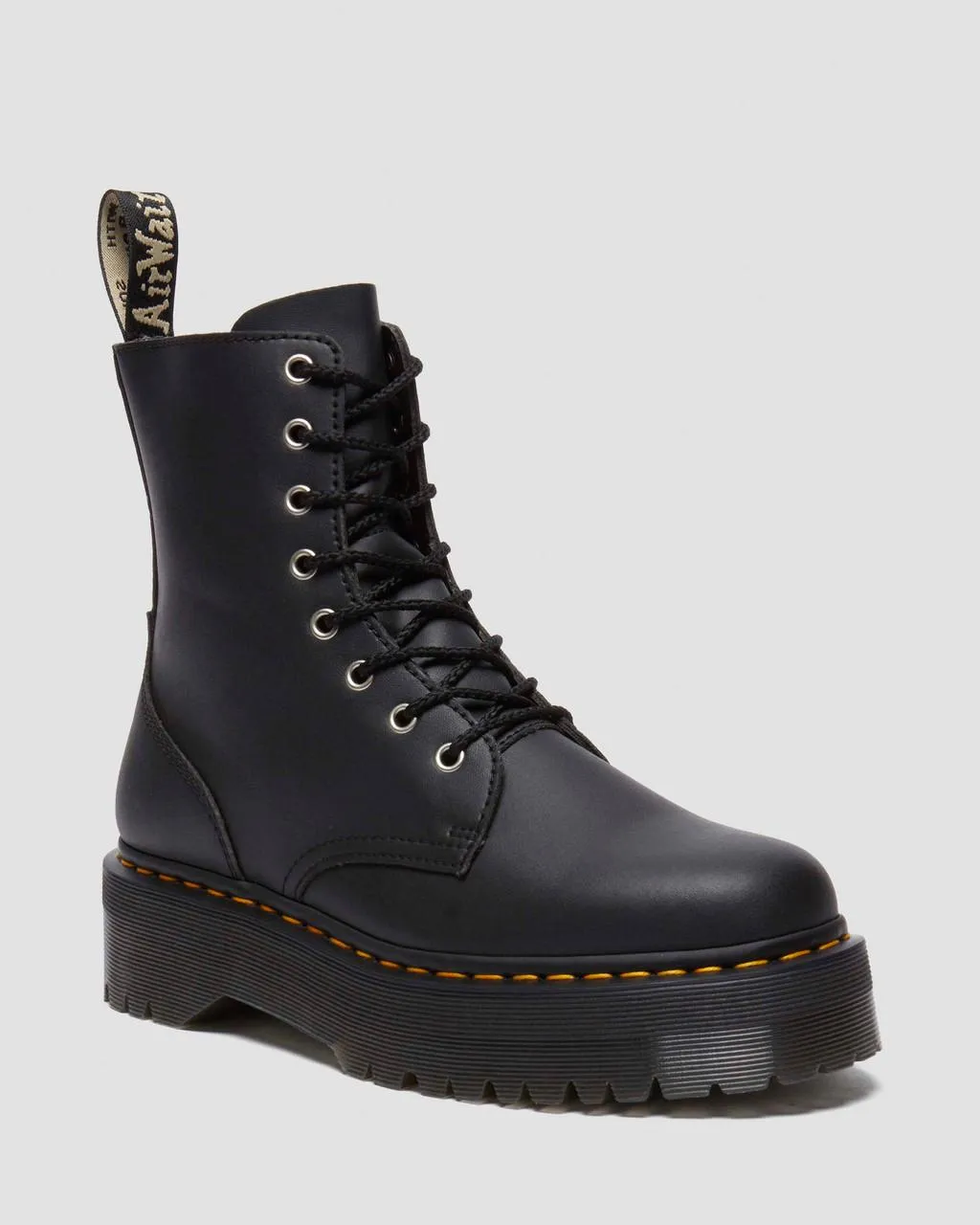 

Ботинки Dr. Martens Jadon Genix Nappa на платформе из вторичной кожи, цвет Black — Genix Nappa