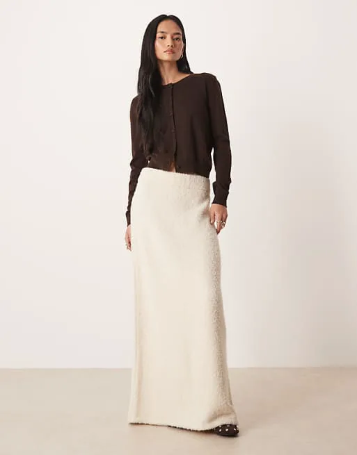 

Ярко-бежевая трикотажная юбка букле ASOS DESIGN