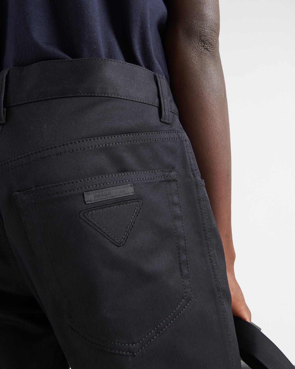 Джинсы Prada Five-Pocket Stretch Drill, черный — фото 4