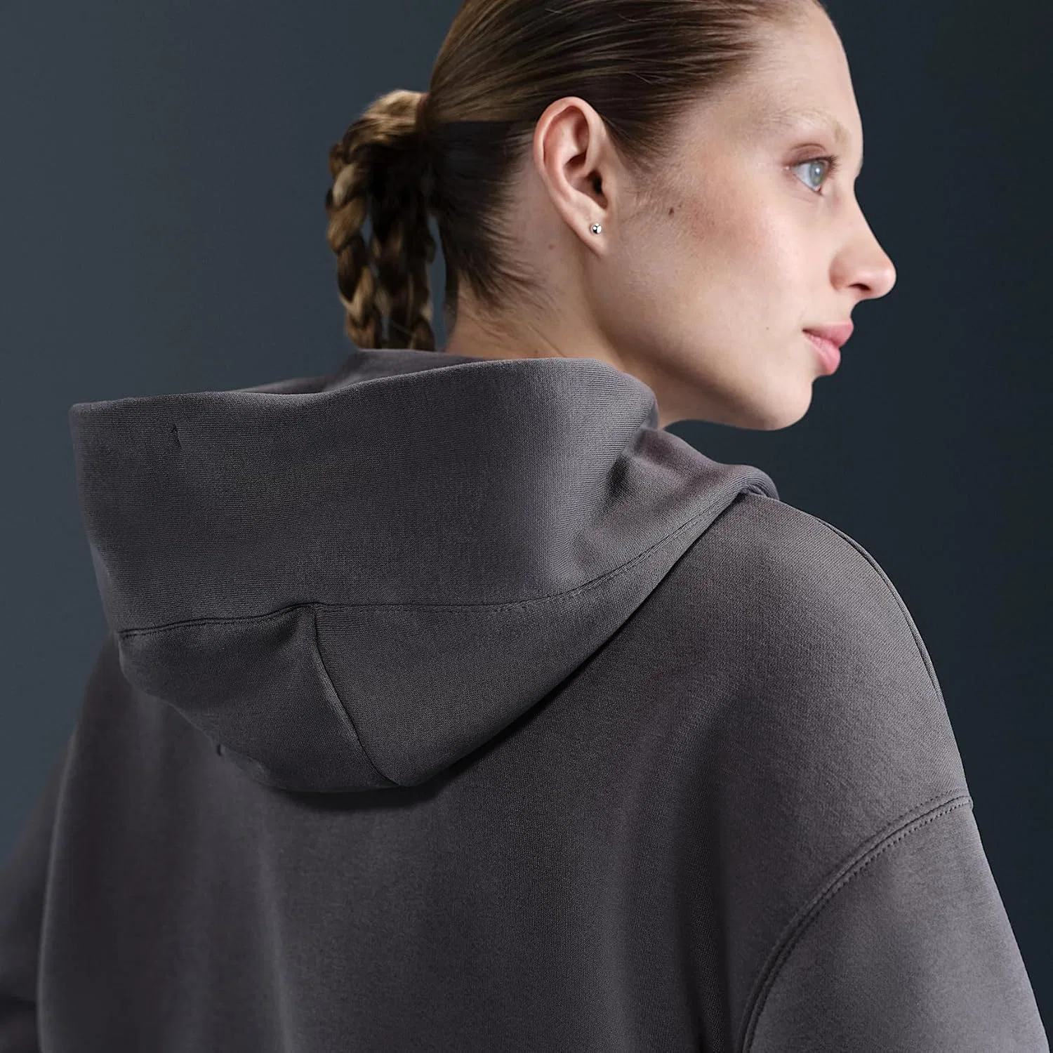 Толстовка женская Nike, Thunder Grey/Sail — фото 2