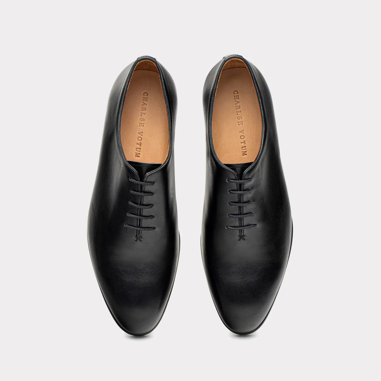 Мужские чёрные туфли Wholecut Lace-up от Charlse Votum — фото 2