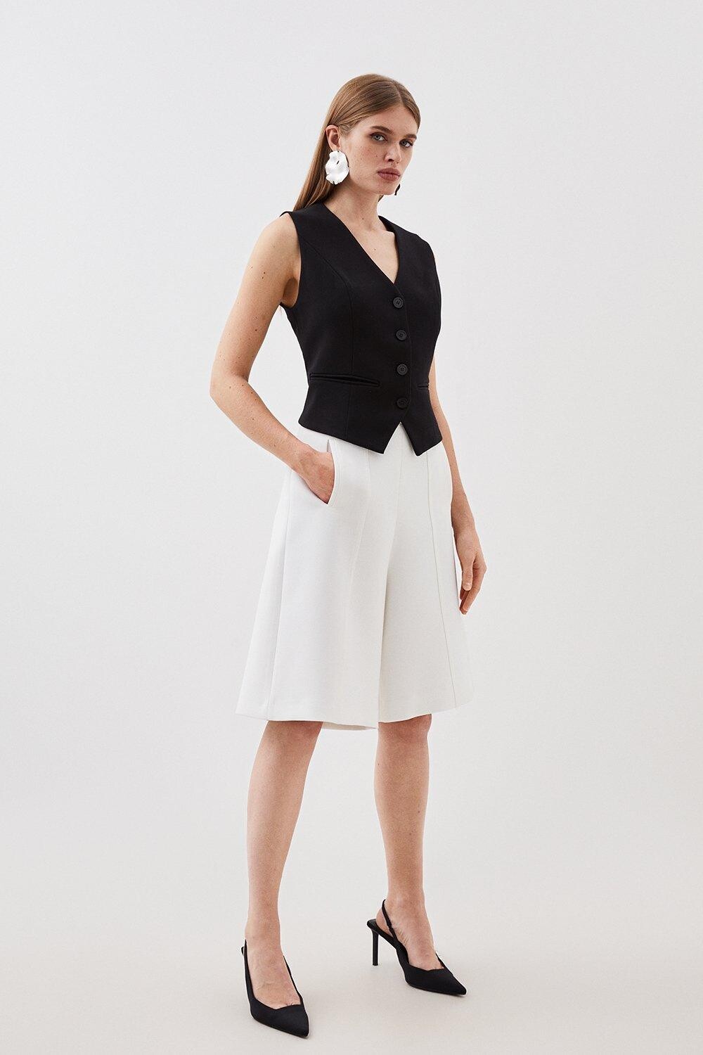 

Компактные прогулочные шорты эластичной строчки Karen Millen, белый