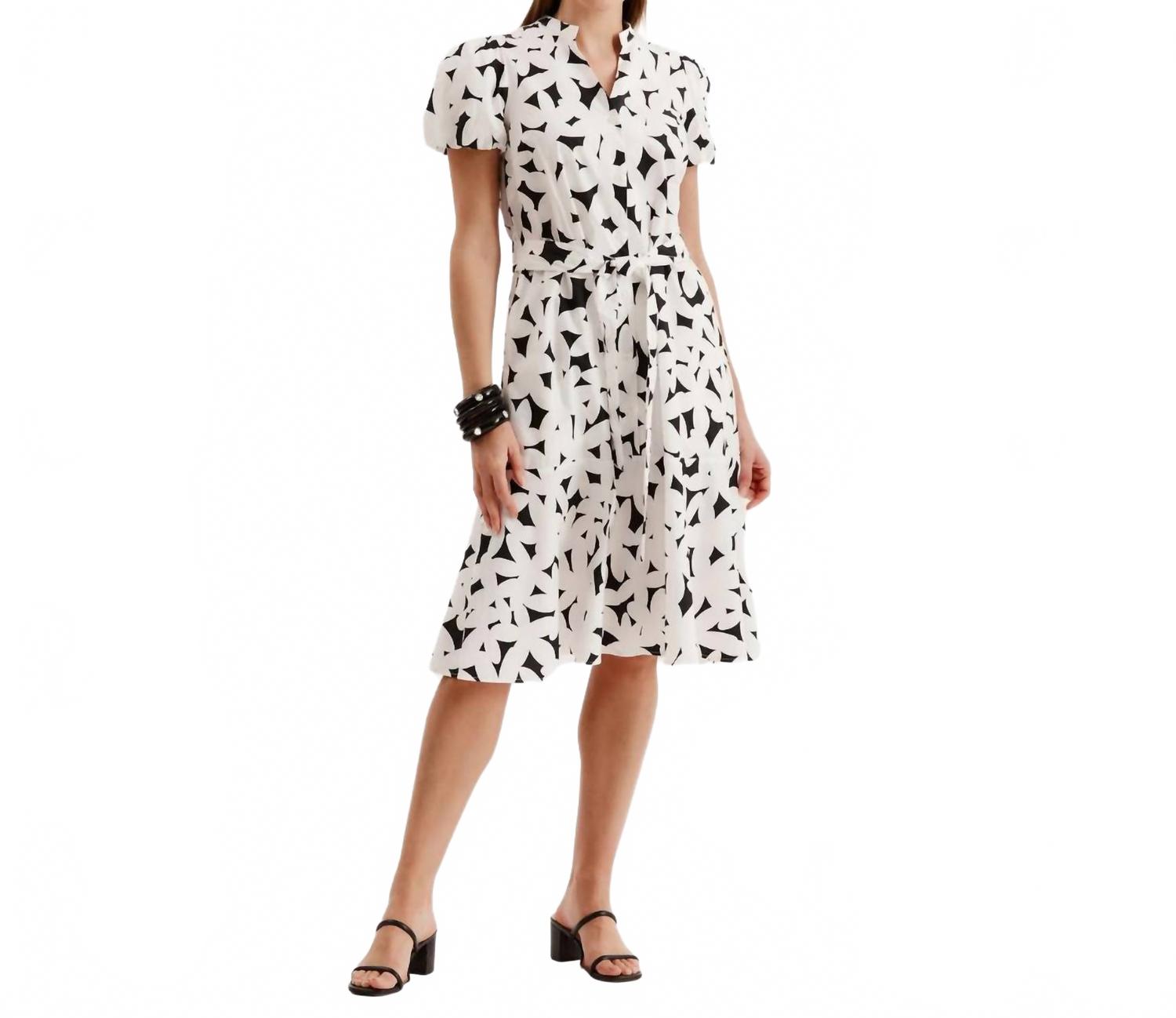 

Joie Maxi Dress в черно-белую ромашку Tyler Boe