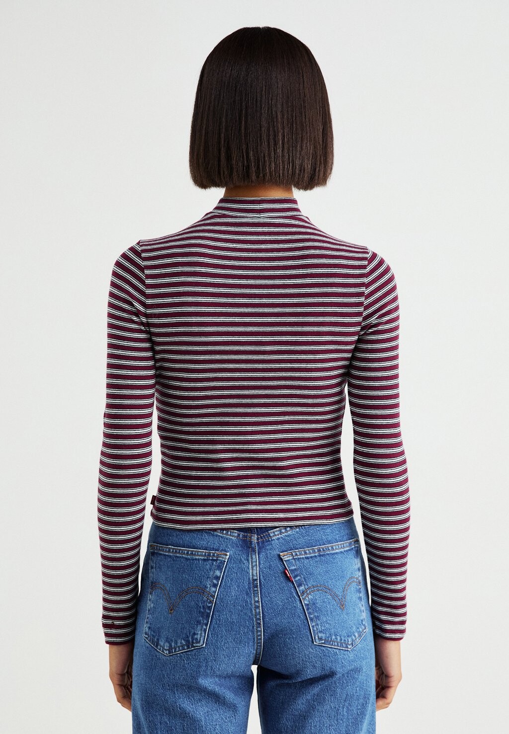 

Топ с длинными рукавами EEFFORTLESS TEE Levi's®, Бордо