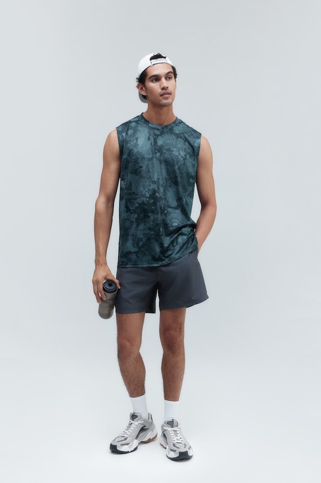 

Спортивная майка из материала drymove H&M, зеленый
