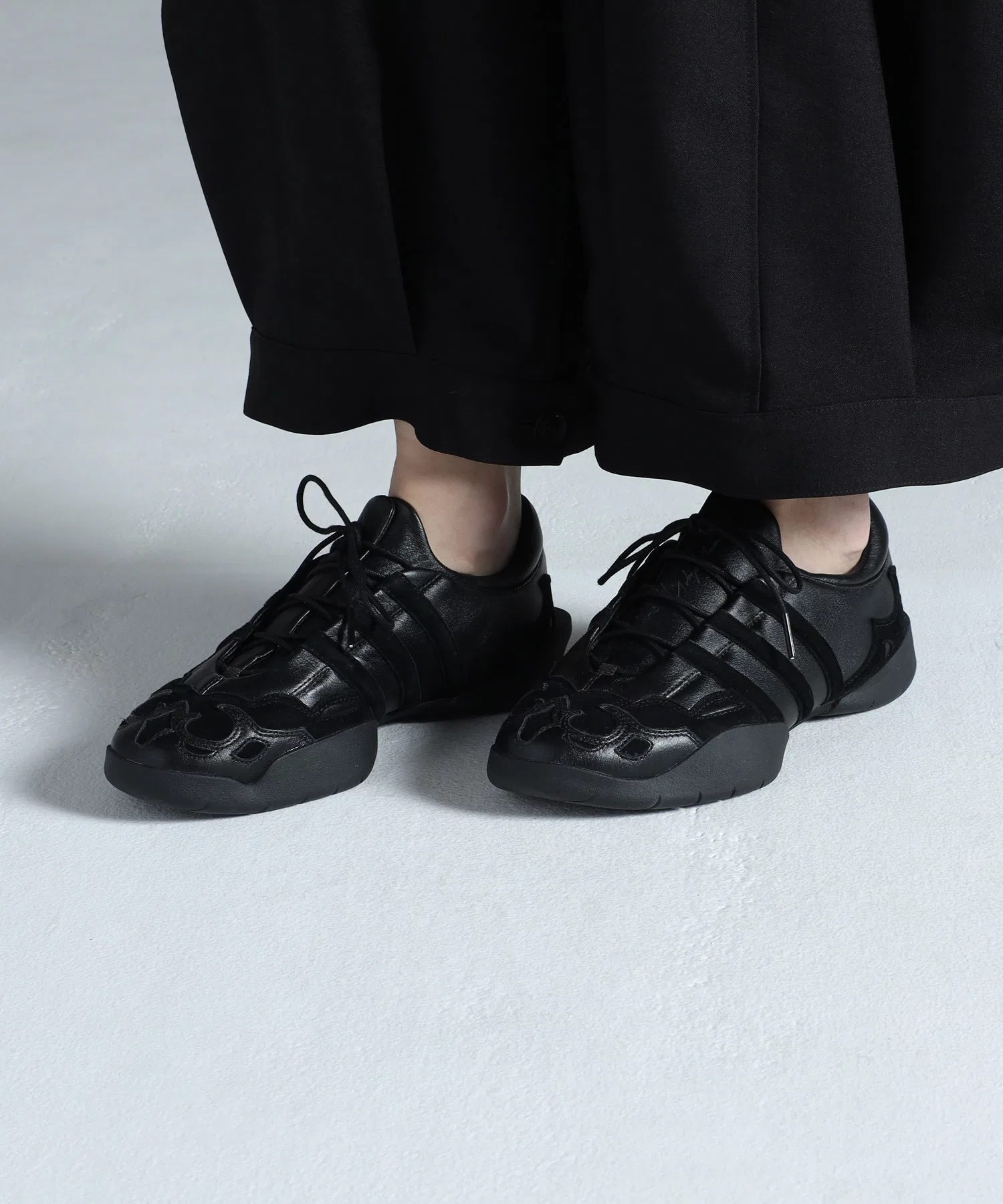 Унисекс кожаные кроссовки Y-3 REGU LEATHER чёрные
