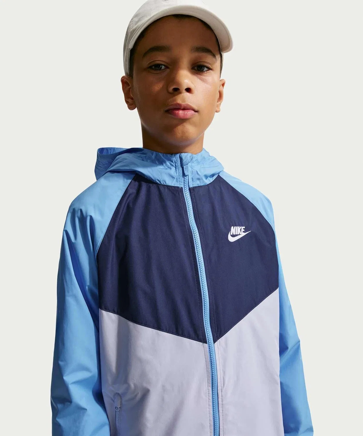 Куртка Nike Sportswear Windrunner Big Kids' Hooded Repel Jacket, полиэстер, синяя