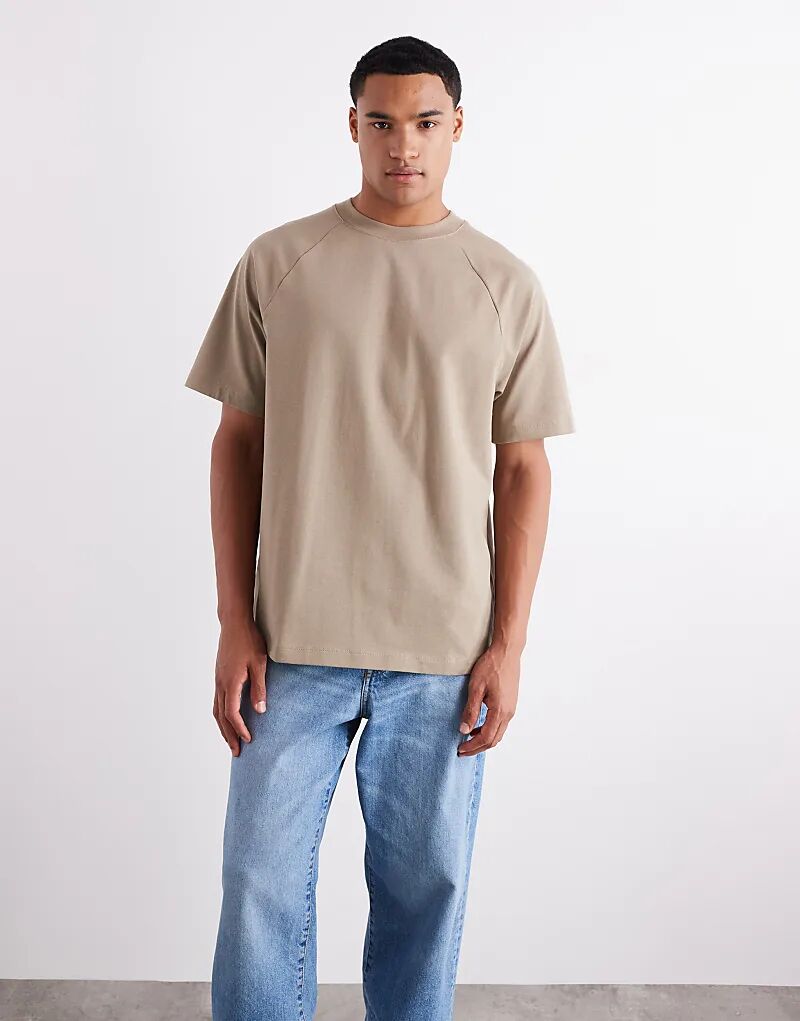 

Футболка ASOS DETAIL из плотной ткани плотностью 240 г/м² свободного кроя с рукавами реглан, бежевого цвета Asos Design