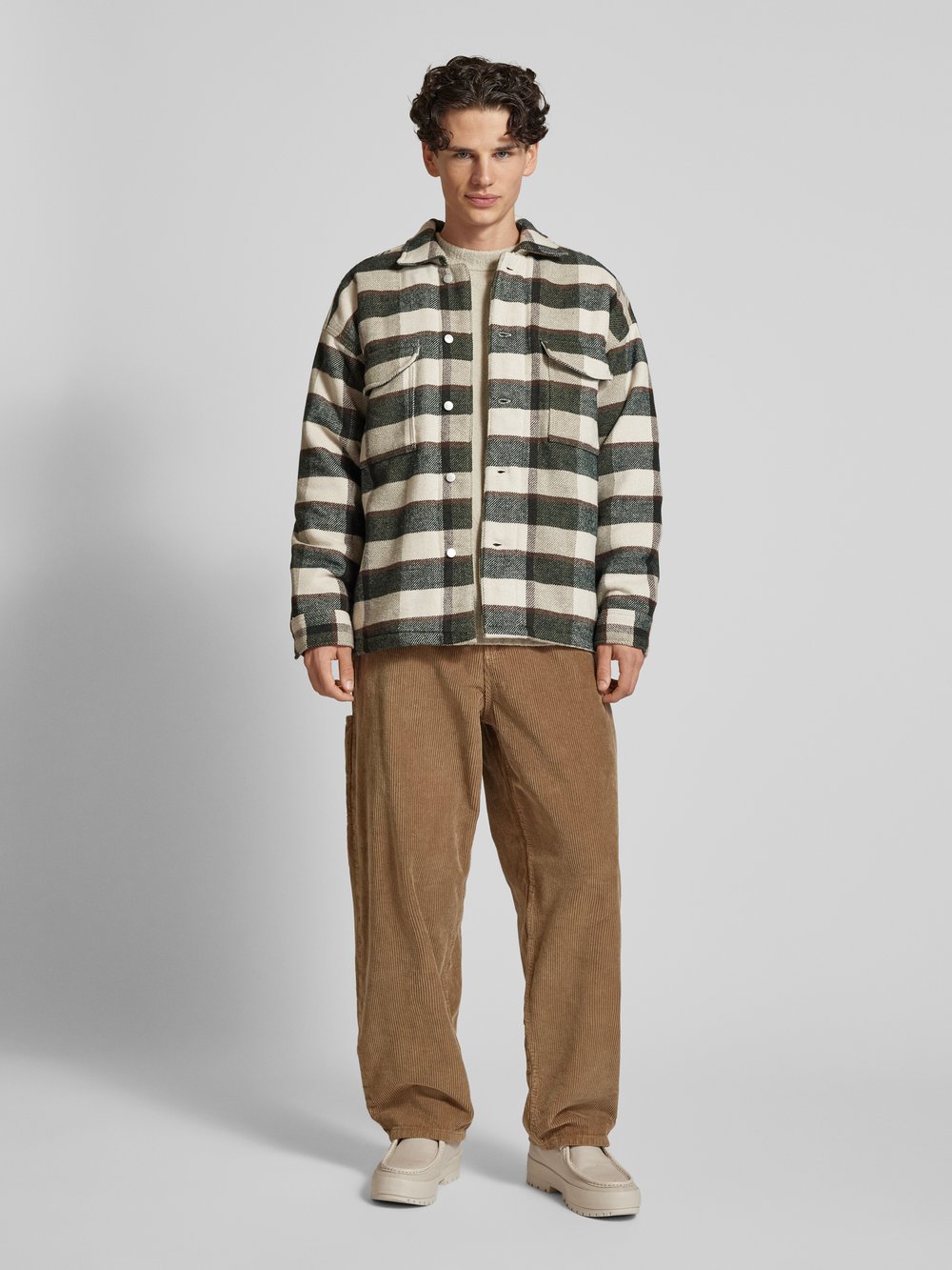 

Куртка-рубашка прямого кроя с нагрудными карманами Jack & Jones, кремовый