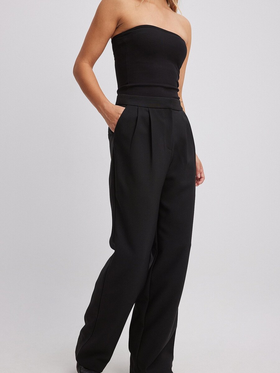 

Брюки со складками спереди NA-KD Regular Pleat-Front Pants, черный