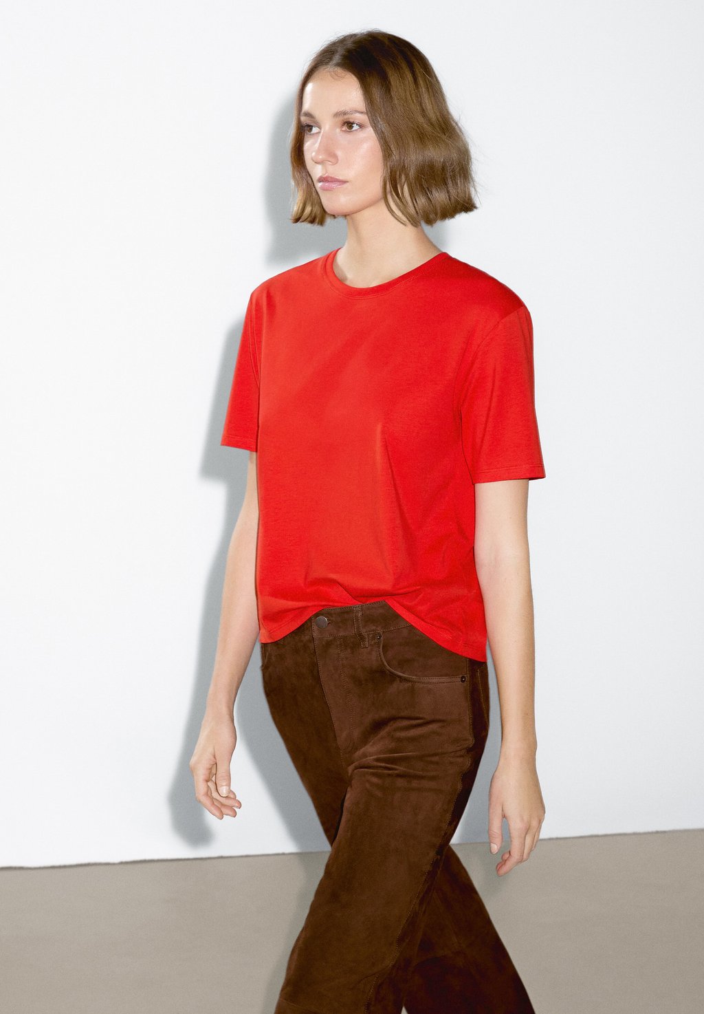 

Базовая футболка SHORT SLEEVE Massimo Dutti, красный