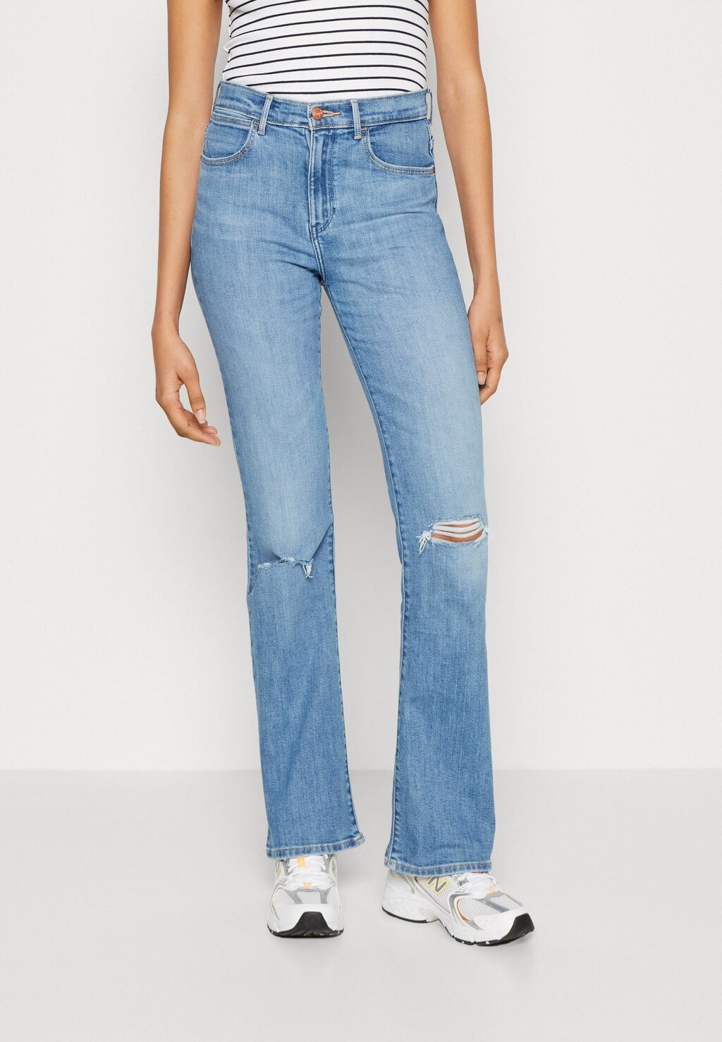 

Джинсы Bootcut Wrangler