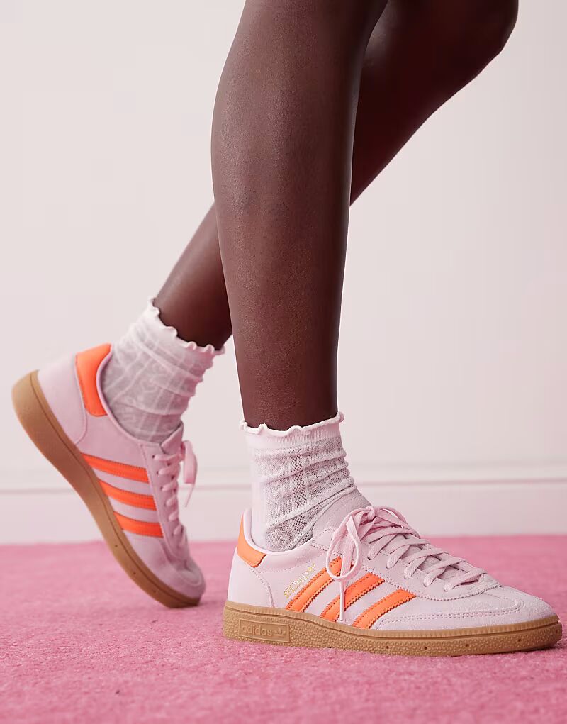 

Розовые и оранжевые кроссовки Adidas Originals Handball Spezial