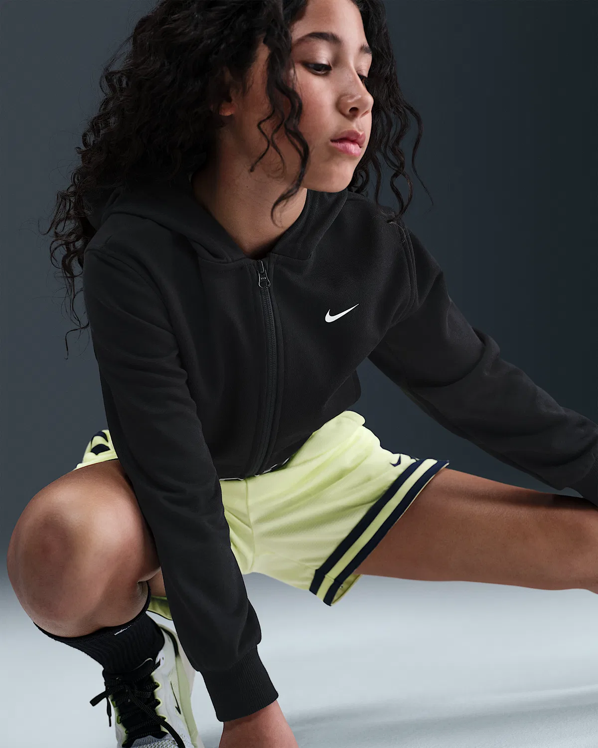 Детская (девичья) флисовая кофта Nike Pro Fleece Dri-FIT на молнии, Black/Black/Black/White — фото 3