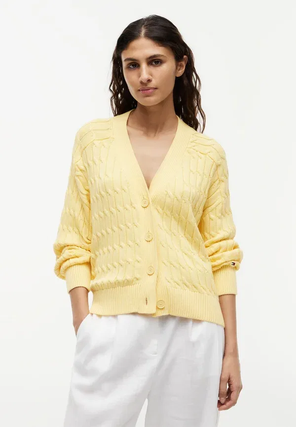 Кардиган Tommy Hilfiger Cable v neckk cardi, цвет цитронелла
