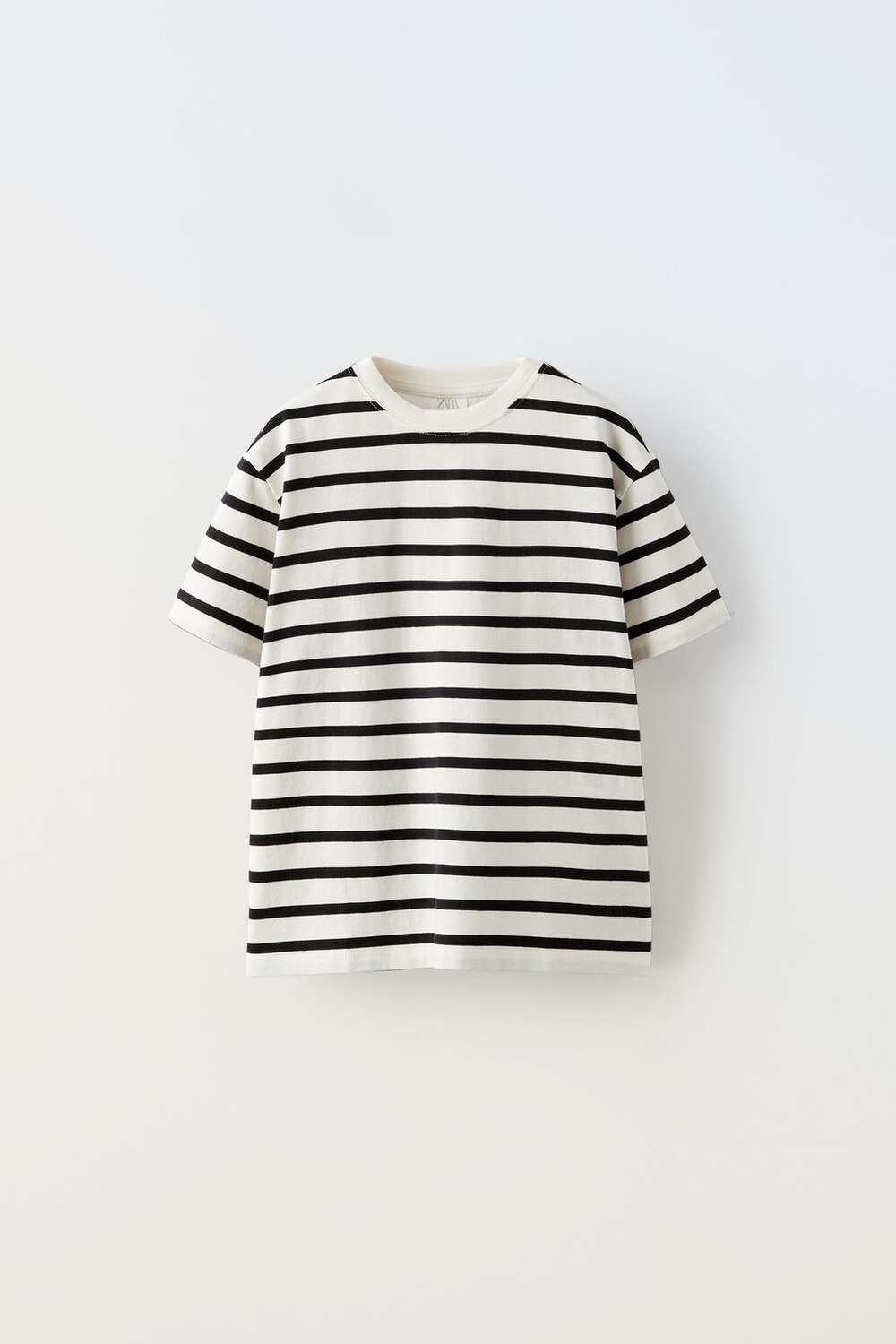 

Полоская футболка ZARA, полосы