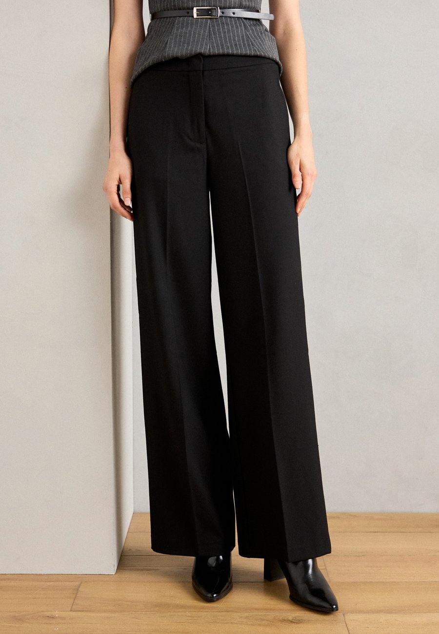 

Брюки Marc O'Polo PANTS LONG LEG CULOTTE FITTED AT WAIST WAISTBAND ZIP FLY, Black
