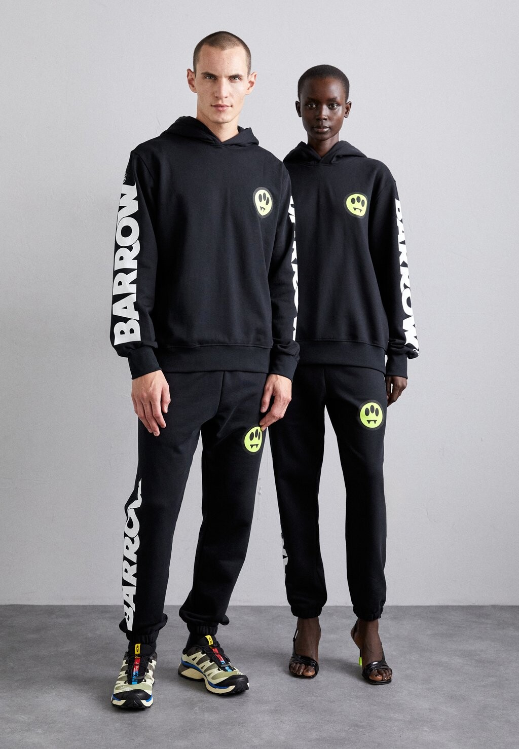 

Толстовка с капюшоном HOODIE UNISEX Barrow, черный