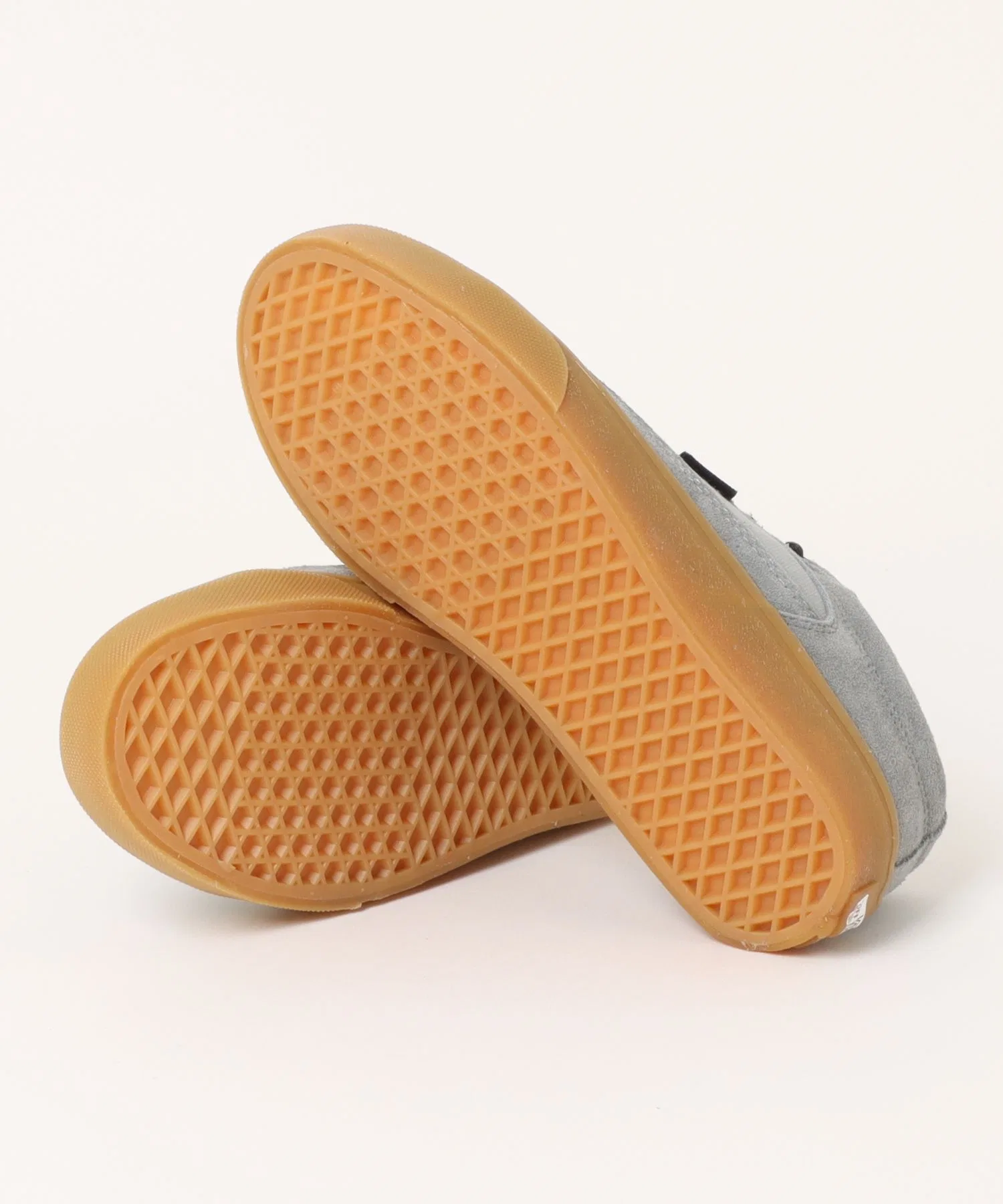 Мужские серые кроссовки из замши и канваса VANS RATT серые — фото 3