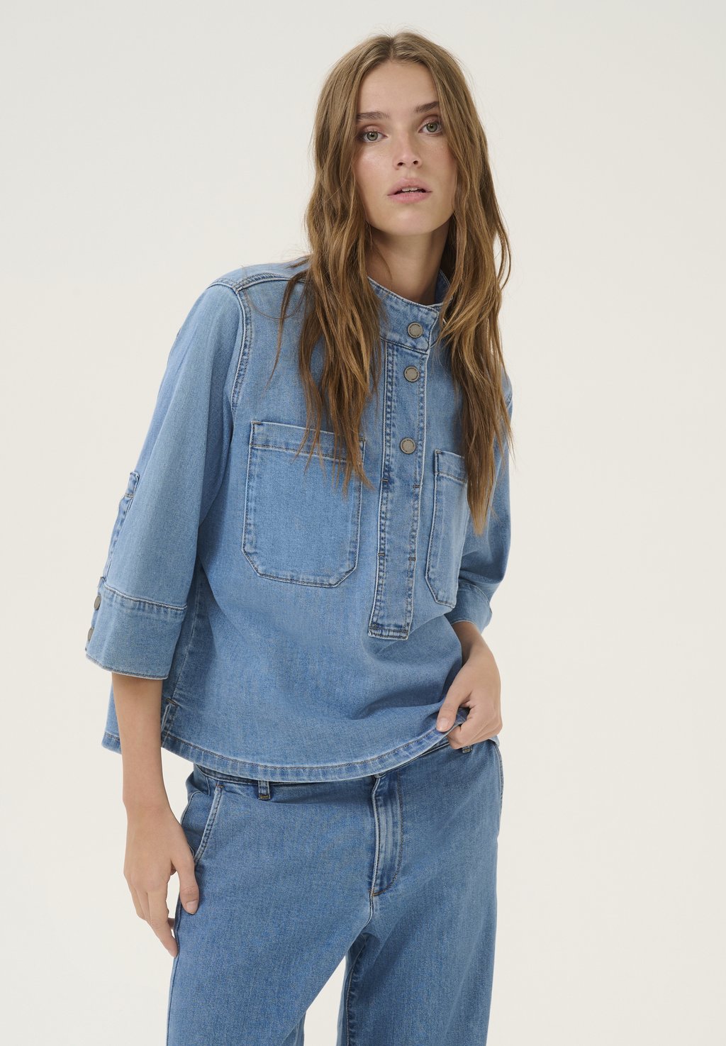 

Блуза LARAMW 115 BOXY DENIM My Essential Wardrobe, цвет Medium Blue Wash