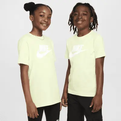 

Футболка Nike Sportswear, цвет Lime Ice