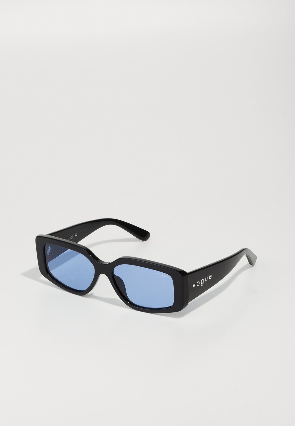 

Солнцезащитные очки VOGUE Eyewear, черный