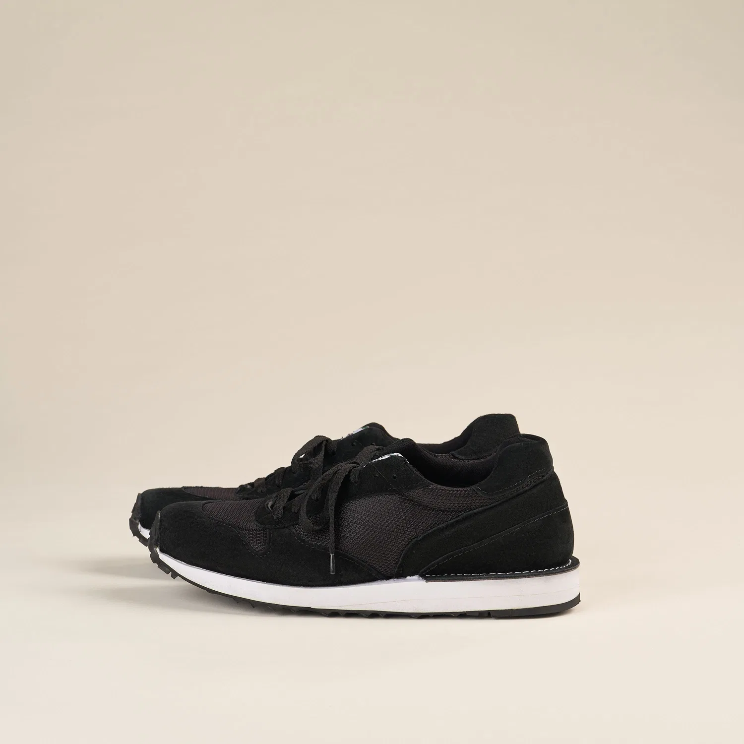 Мужские кроссовки Speed Runner чёрные от Victory Sportswear